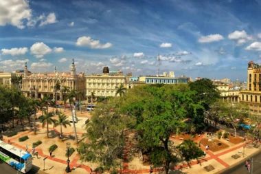 Kuba: Misteriozni napadi kose diplomate SAD