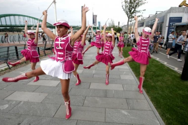 Počeo Karneval brodova