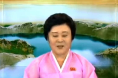 (VIDEO) Kimova voditeljka u transu zbog testiranja bombe