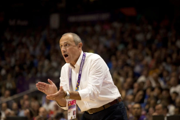 Micovu i Nedoviću smanjena plata, Mesina morao da se izvini!