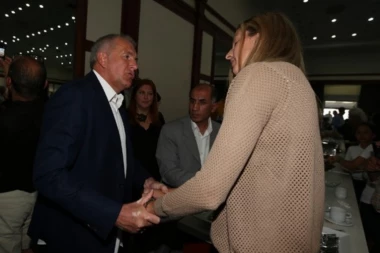 PRIZNANJE ZA SRBINA: Predsednik Fenerbahčea se poklonio Obradoviću