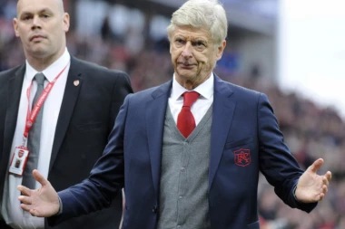 VENGER PRIZNAO: Razmišljao sam da odem iz Arsenala, ali...
