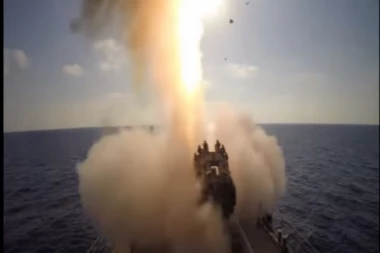 KAD RUSI UDARE: Uplovili u Mediteran i SVE RAZORILI! (VIDEO)