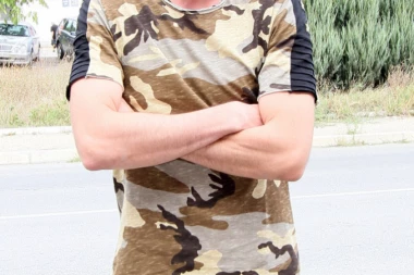 ĐEKSON NAPAO ŽARKA, Mina pokušala da ga spreči!