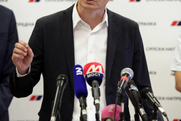 (VIDEO) GLIŠIĆ: Srpska napredna stranka UBEDLJIVA na lokalnim izborima u Zaječaru i Kosjeriću!