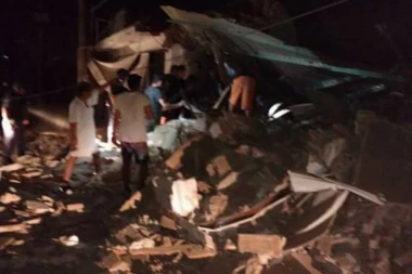 (VIDEO) ZEMLJOTRES PRAĆEN CUNAMIJEM: Horor u Meksiku odneo 26 žrtava