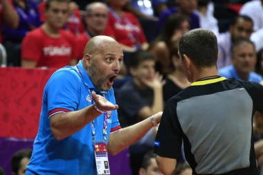 ĐORĐEVIĆ: Neka Mađari misle o nama!