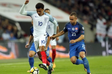 (VIDEO) ŠALA ĆE GA SKUPO KOŠTATI: FIFA kažnjava Alija zbog srednjeg prsta