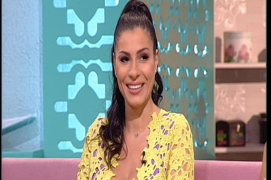 ULAGALA U OBRAZOVANJE! Mia Borisavljević završila je FAKULTET KOJI JOJ DONOSI SIGURNU ZARADU!