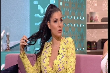 (FOTO) Evo kako se MIA ODMARA POSLE POROĐAJA!