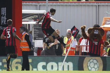 (VIDEO) Izglasan je gol meseca u Premijer ligi