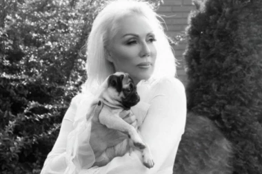 TOPLI POZDRAV LEPE BRENE: Emotivan trenutak u znak Samardžića