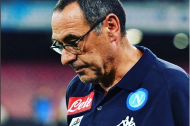 ŠTO JE SIGURNO SIGURNO: Stavio igrače u avion, pa krenuo vozom do Bolonje