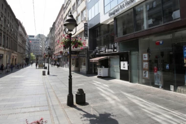 (FOTO) Posle Slavije, RASPADA SE I KNEZ MIHAILOVA