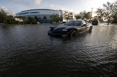 Irma oslabila na nivo tropske oluje