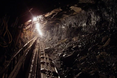OSTALI POD ZEMLJOM: U rudniku zarobljeno 39 rudara!
