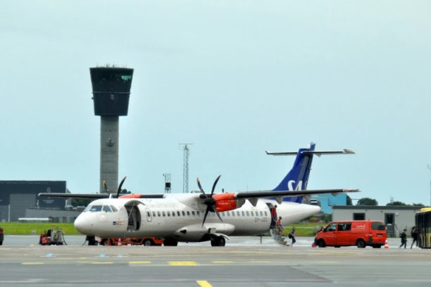 STIGLA NOVA TURA POMOĆI IZ KINE: Medicinska oprema dopremljena na aerodrom Nikola Tesla