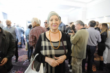 LEPA LUKIĆ BILA ZALJUBLJENA U GIŠKU?!