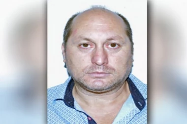 Ako vidite ovog čoveka, ODMAH POZOVITE POLICIJU!