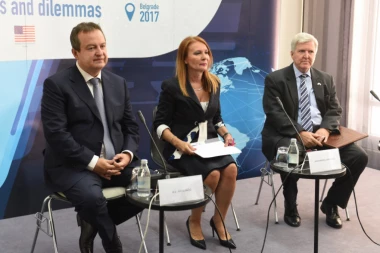 SKOT TRAŽI OD DAČIĆA: Srbija da osudi nuklearne probe Severne Koreje