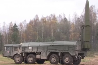 (VIDEO) MOĆNI "ISKANDER M" IZBLIZA: Pogledajte lansiranje rakete sa udaljenosti od 100 metara