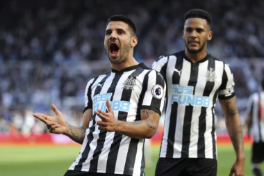 Neka je sa srećom: NJUKASL ČESTITAO ROĐENDAN MITROVIĆU!