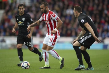 I KAMEN BI ZAPLAKAO: Fudbaler Stouka emotivnom porukom bolesnom sinu ganuo svet