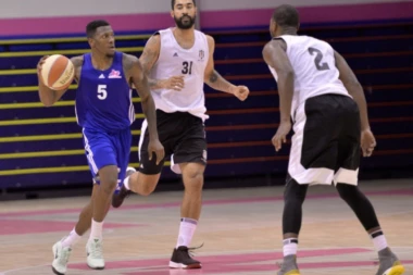 BEŠIKTAŠ JAČI OD SJAJNE MEGE