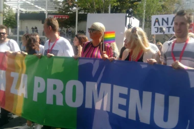 GEJ PARADA: Šetnja gotova, Beograd odblokiran