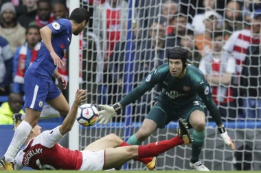 NULA U LONDONU: Čelsi i Arsenal bez municije