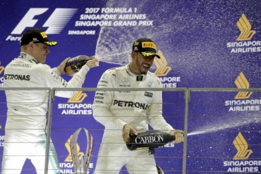 Hamiltonov ugovor iz snova: VOZAČU FORMULE 1 LEGNE 123.000€ PO DANU!