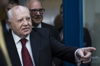 Gorbačov: Bajdenova pobeda - nova šansa za bolje odnose Rusije i Amerike