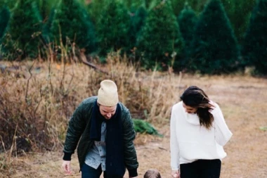 BATINA JE IZ RAJA IZAŠLA? Evo zašto tući svoju decu NIKADA nije pravo rešenje