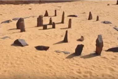 KAMENJE OBAVIJENO VELOM MISTERIJE: Niko ne zna o čemu se ovde radi