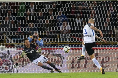 (VIDEO) BOLONJA ZAUSTAVILA NEROAZURE: Ikardi iz penala doneo bod Interu