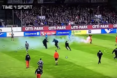 NEMAČKI HULIGANI VRŠLJALI PO TERENU