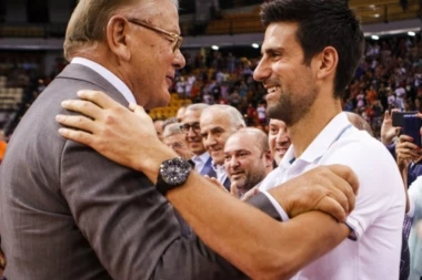 (VIDEO) ĐOKOVIĆ ODAO PRIZNANJE DUDI: Ivković je profesor i otac svima nama u srpskom sportu