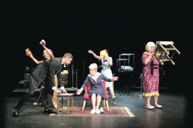 Kad korona virus stupi na scenu: Kako izgledaju pozorišta za vreme pandemije?