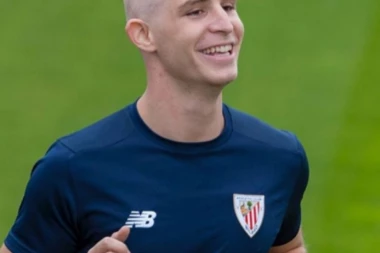 PONOVO POBEDIO RAK TESTISA: Alvares uskoro na terenu