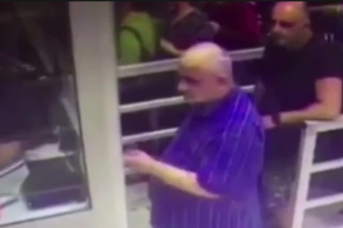 (VIDEO) PA KRALJ: Krijumčario ženu u koferu!