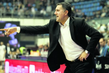 HOĆEŠ PLATU: DOBIĆEŠ TABLU U GLAVU!