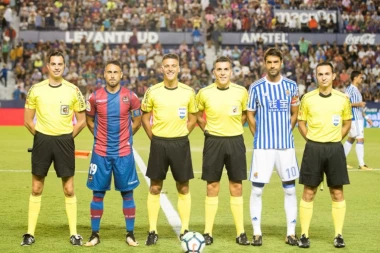 (VIDEO) Ovo nije bomba, već bombetina od gola!