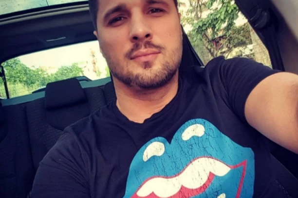 Ima privilegije: Marko se odao da je potpisao drugačiji ugovor, ali nije jedini!