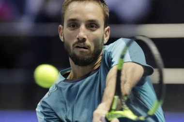 KRAJ U MAJAMIJU: Troicki propustio meč loptu, pa izgubio