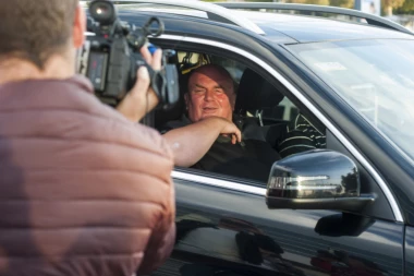 (VIDEO) Dragan Marković:  Pozdravite Naomi od Palme!