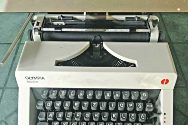 Pet romana u najužem izboru za NIN-ovu nagradu