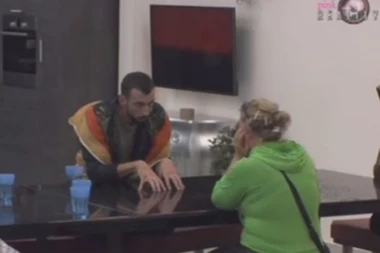 (VIDEO) Đekson: Smiljo, sve bih dao da me poljubiš i SEK*UALNO ZLOSTAVLJAŠ!