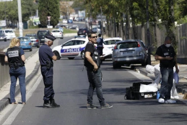 (FOTO) UNUTRAŠNJOST CRKVE RAZBUCANA: Terorista izvršio napad po ERDOGANOVIM INSTRUKCIJAMA?!