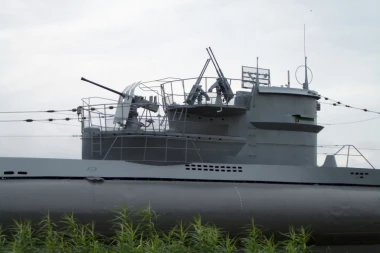 (VIDEO) OVO SU najmoćniji višecevni ruski i američki mitraljezi