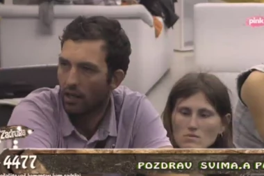 (FOTO) Pamtite je sa grbom i kratkom kosom, ali se u licu promenila: Divna DNK još jednom rodila!